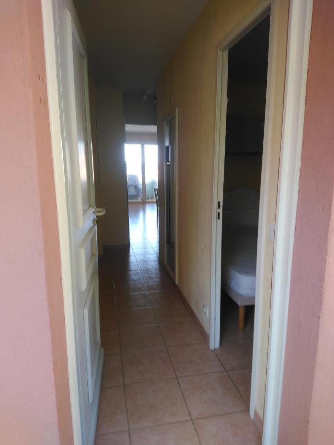 Coudouliere Vue Mer Et Port Apartment Six-Fours-les-Plages Exterior photo